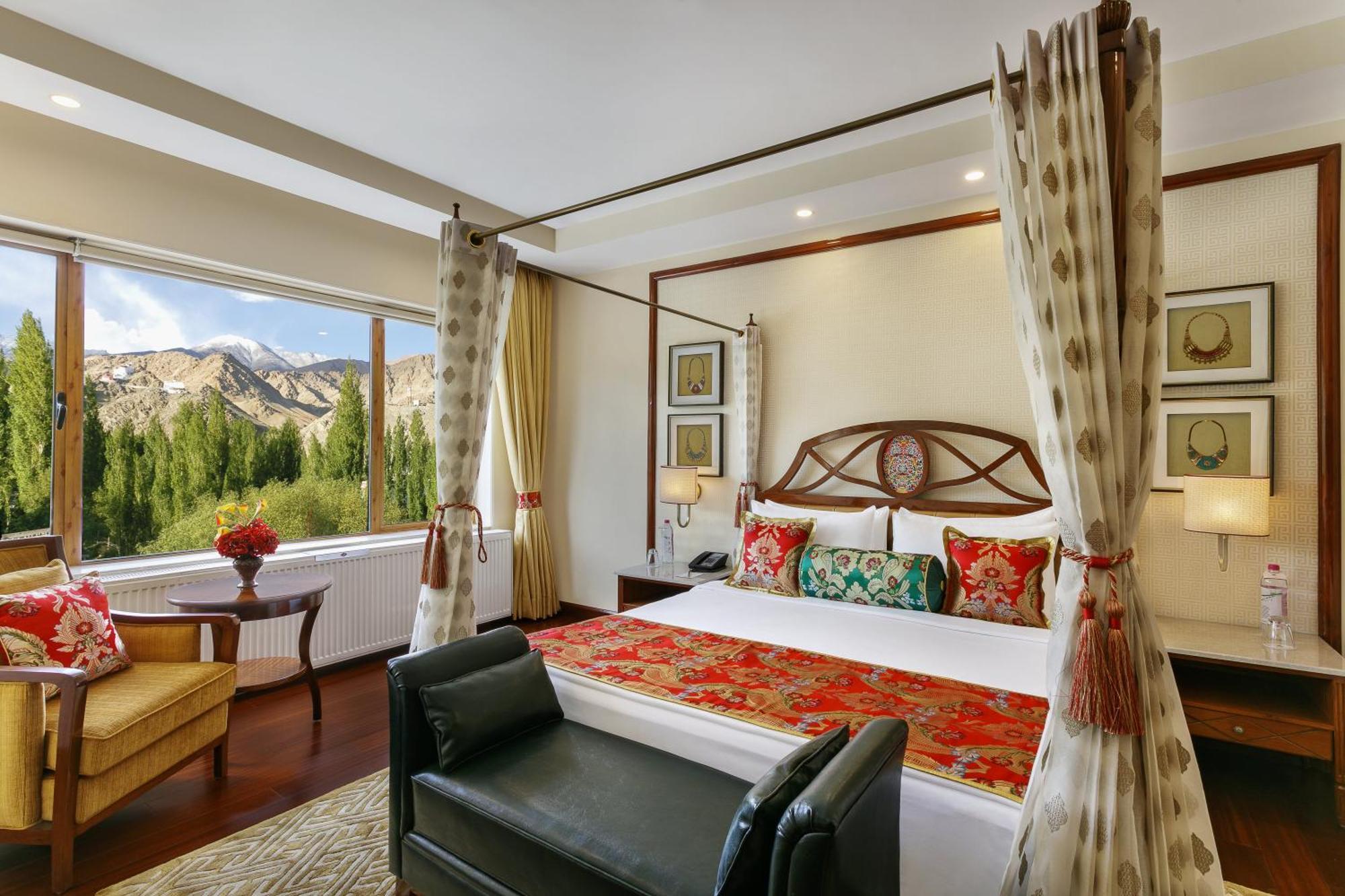 The Grand Dragon Ladakh Hotel Leh Bagian luar foto